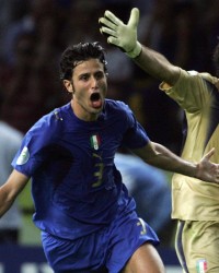  帕尔马传奇回归首秀破门，球迷狂欢见证历史性时刻