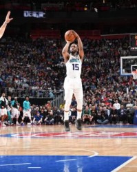  吹杨超神表现老鹰主场大胜黄蜂结束三连败