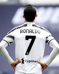  阿森纳青春风暴席卷狼队，萨卡造三球主宰比赛