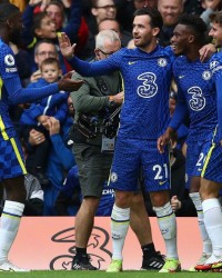  曼城客场狂胜稳固榜首优势展统治力