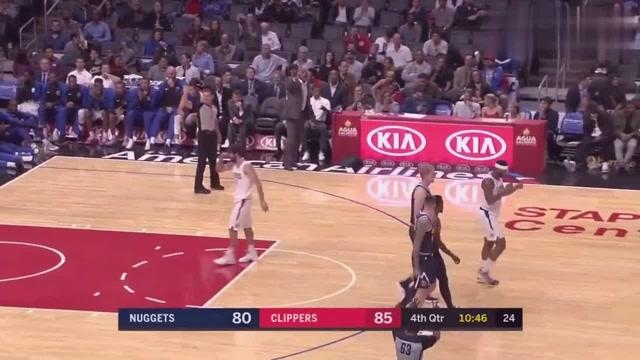  卡尔斯鲁厄主场气势如虹，开场闪击战术收到奇效  