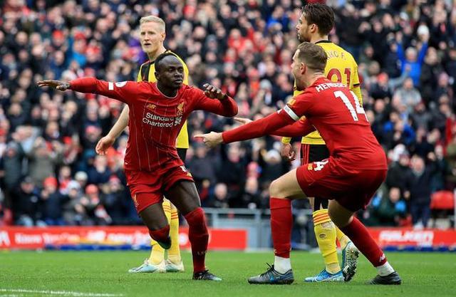  萨拉赫梅开二度，利物浦主场完胜切尔西稳固前四