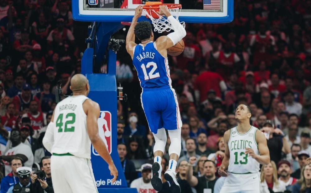  塔图姆末节独得十八分，凯尔特人客场掀翻卫冕冠军掘金