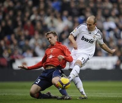  圣埃蒂安老将传射建功，经验助力球队走出低谷